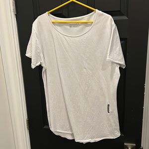XL Alphalete White Scoop T-shirt
